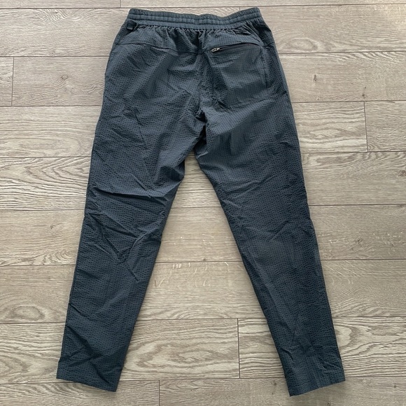 Lululemon Bowline pants 30” - Picture 2 of 2